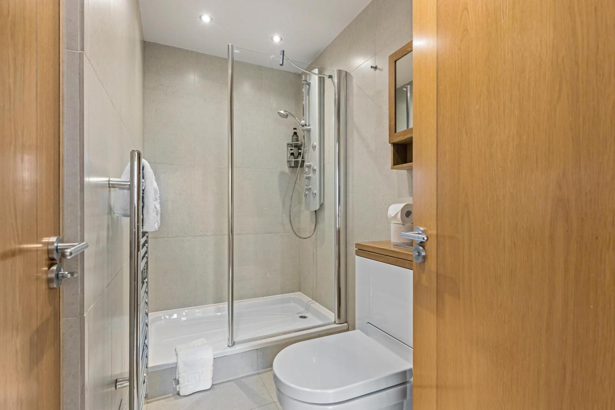 Enchanting Hideaway - La Reserve South Kensington Londen Buitenkant foto