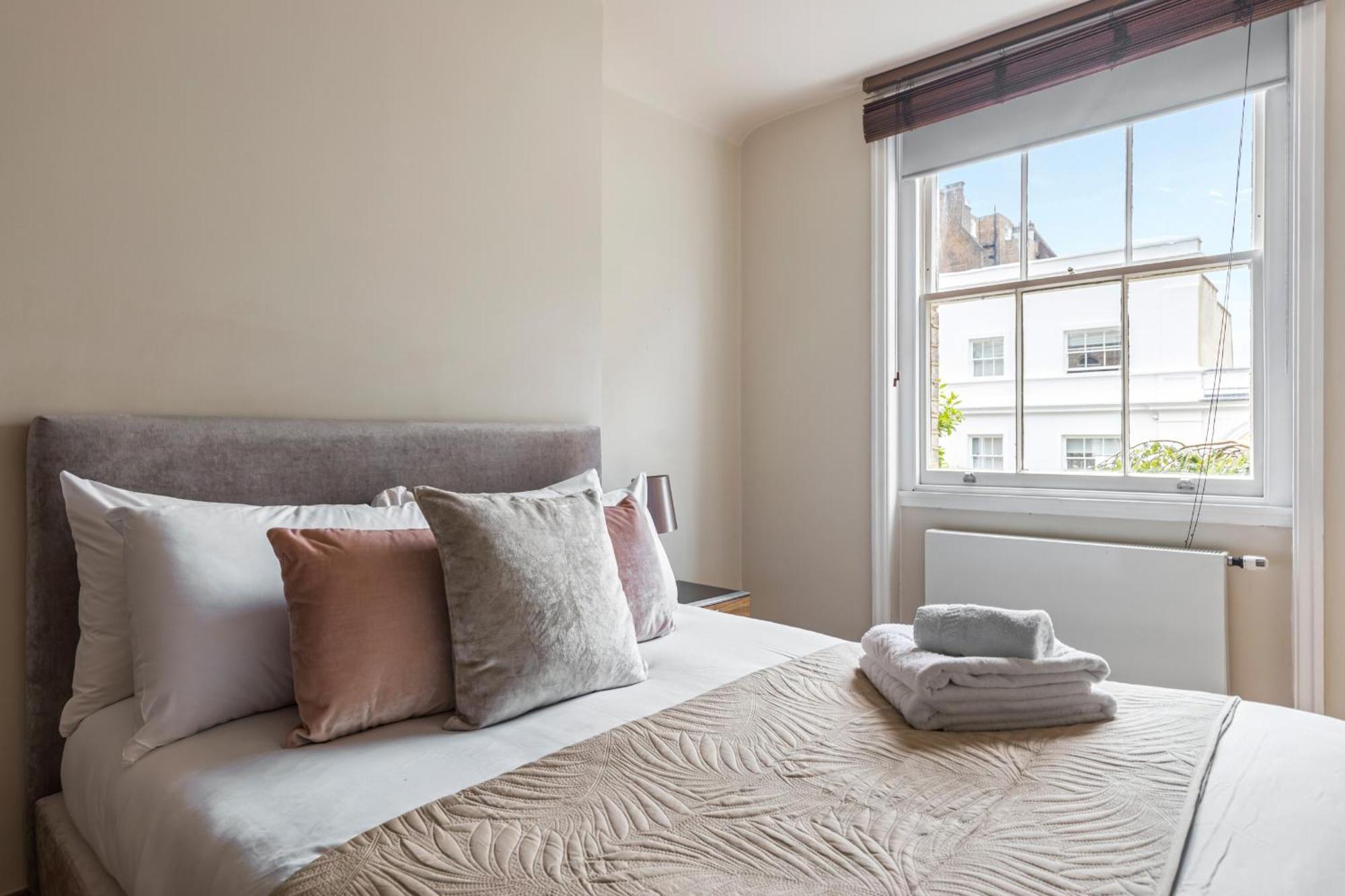 Enchanting Hideaway - La Reserve South Kensington Londen Buitenkant foto